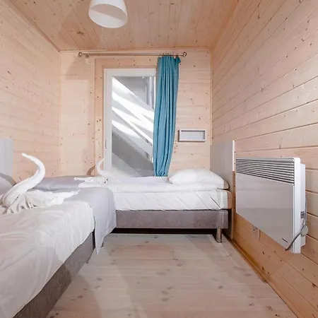 Osrodek Kolonijno Wczasowy Mewa - Przy Plazy Z Basenem Z Podgrzewana Woda I Mini Spa Niechorze Exterior foto